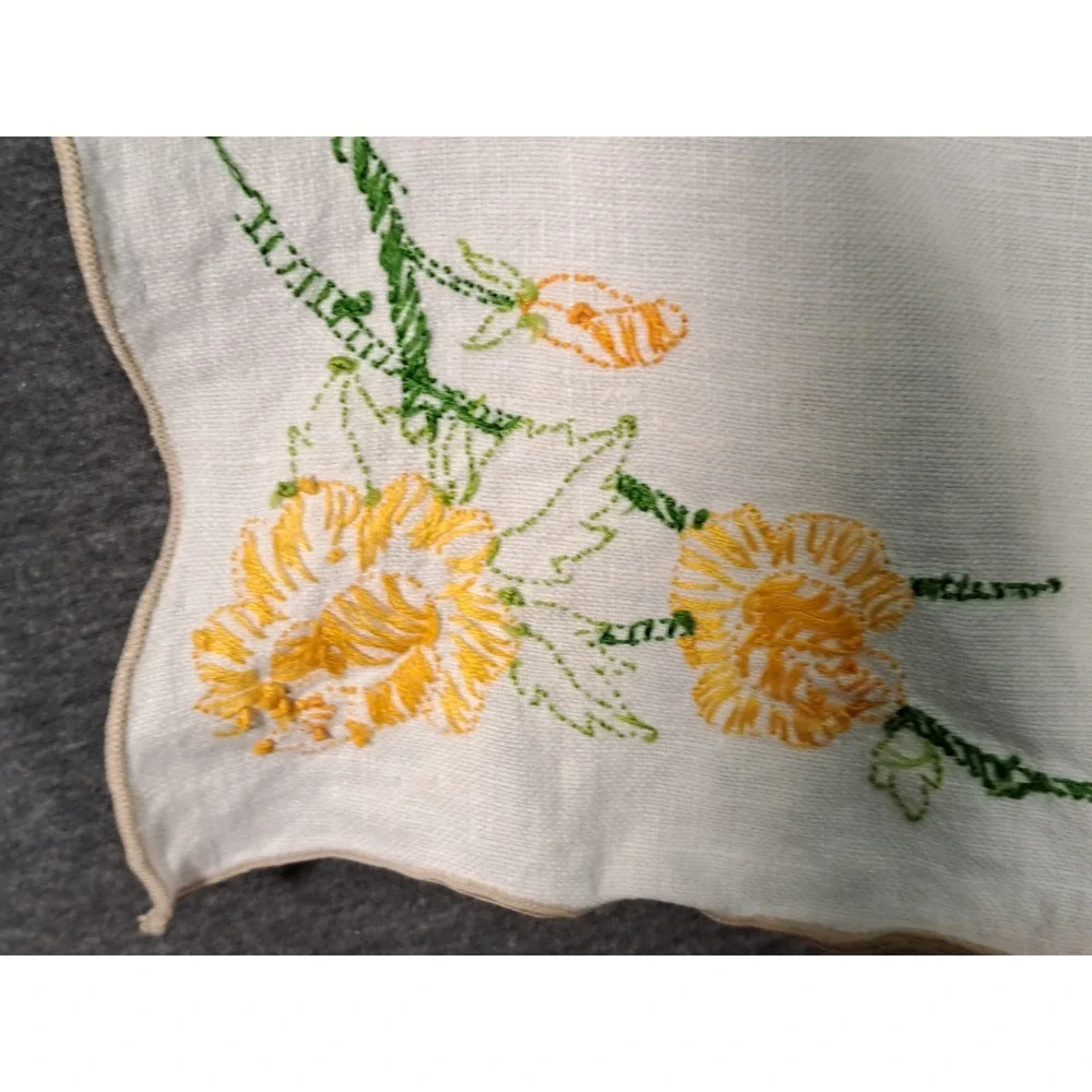 Vintage Hand Embroidered Linen Napkin Yellow Floral Scalloped Edge 12.5x9.5